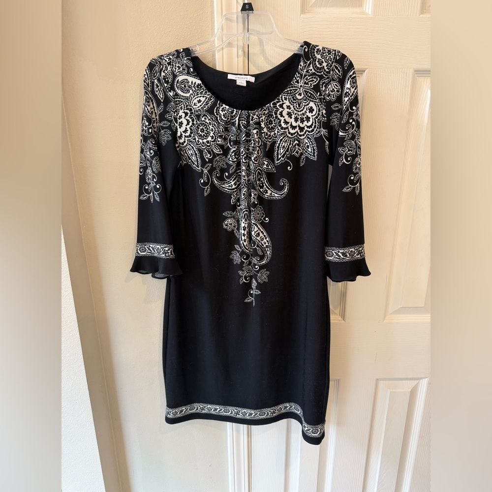 Dressbarn Women’s Black Color Sleeveless Dress Size 4 Gothic Elegant